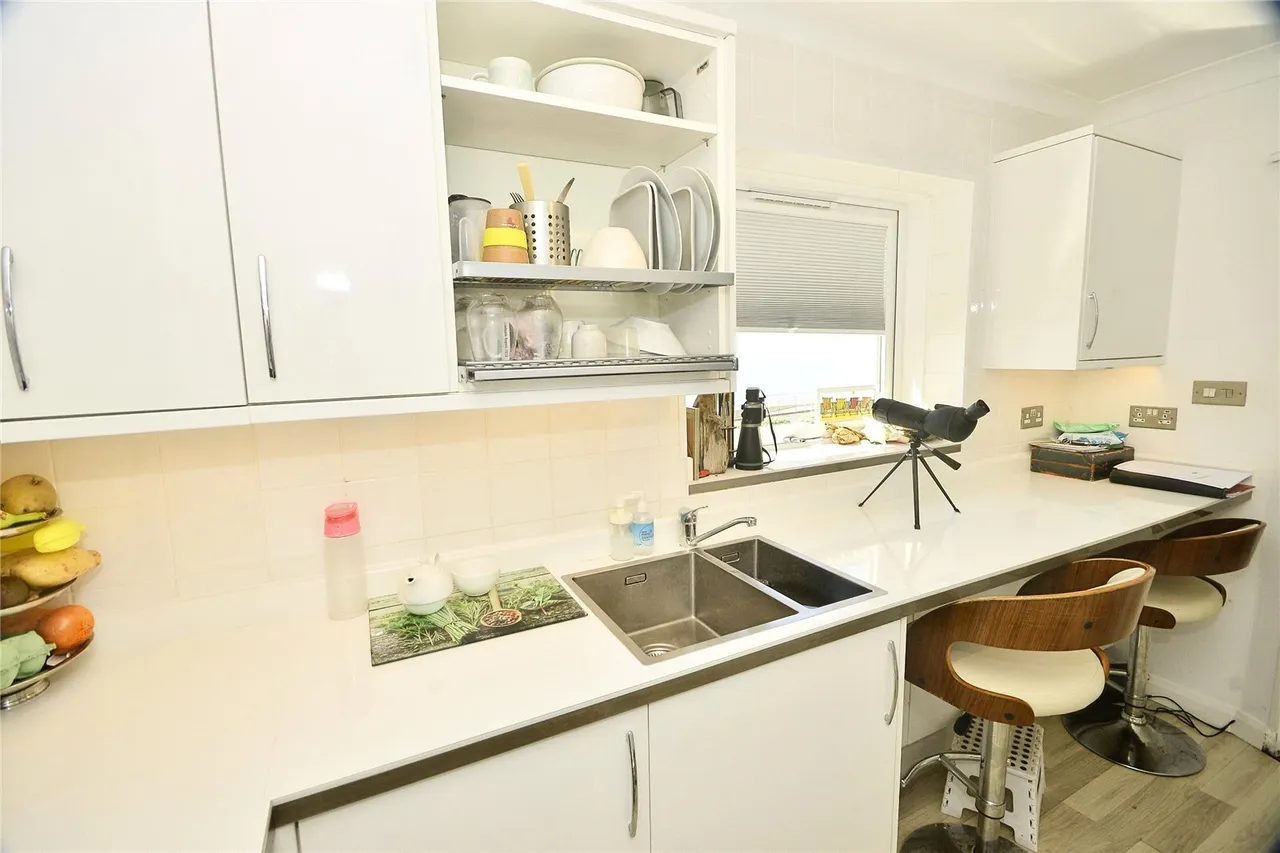 Spencer Court, Sandgate Esplanade, Sandgate, Folkestone, CT20, photo 5