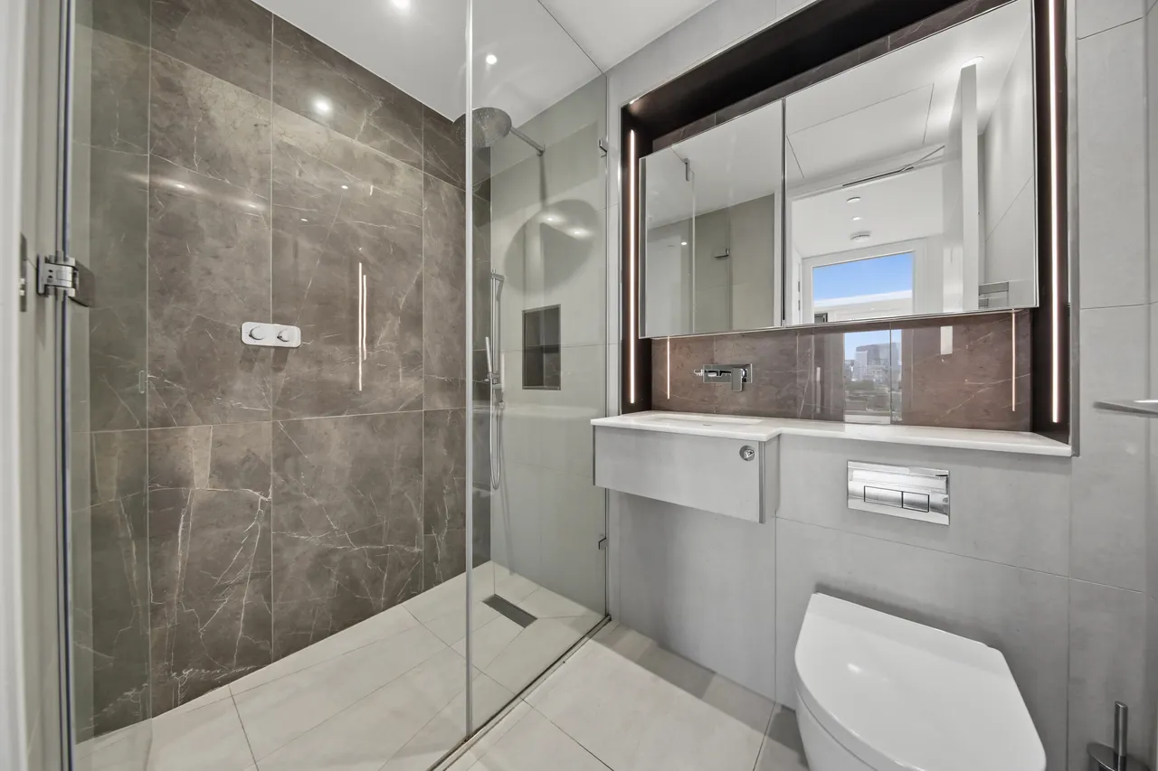 Bollinder Place, Carrara Tower, EC1V, photo 10