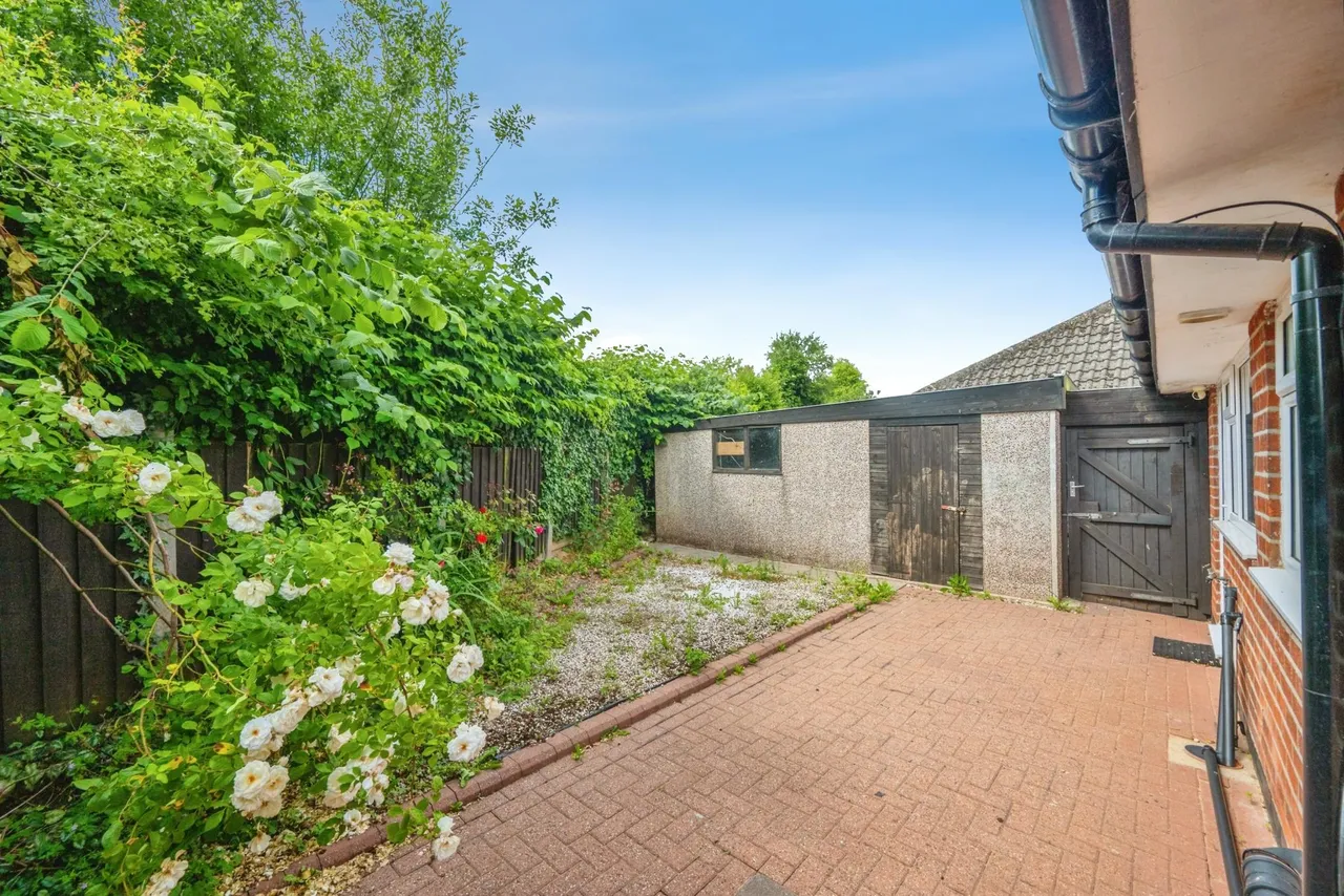 Sunny Grove, Derby, DE21, photo 17