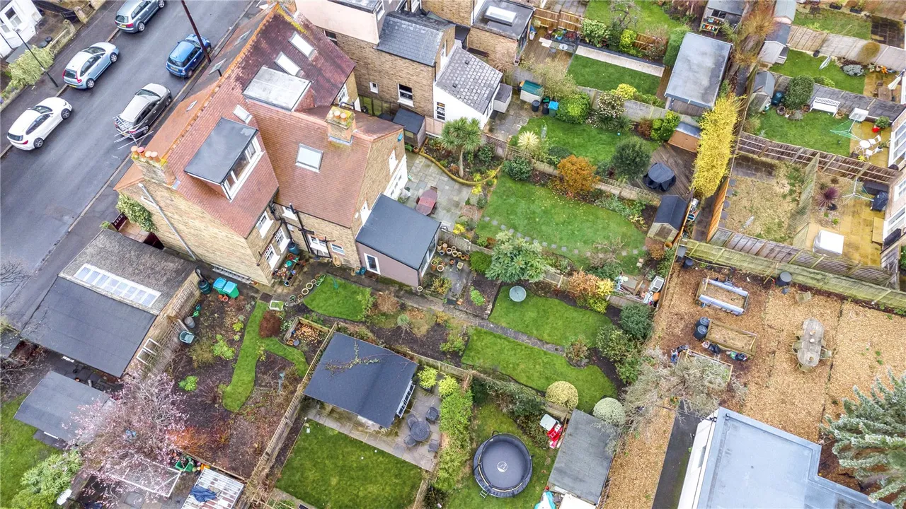 Malvern Road, Hampton, London, TW12 2LN, photo 2