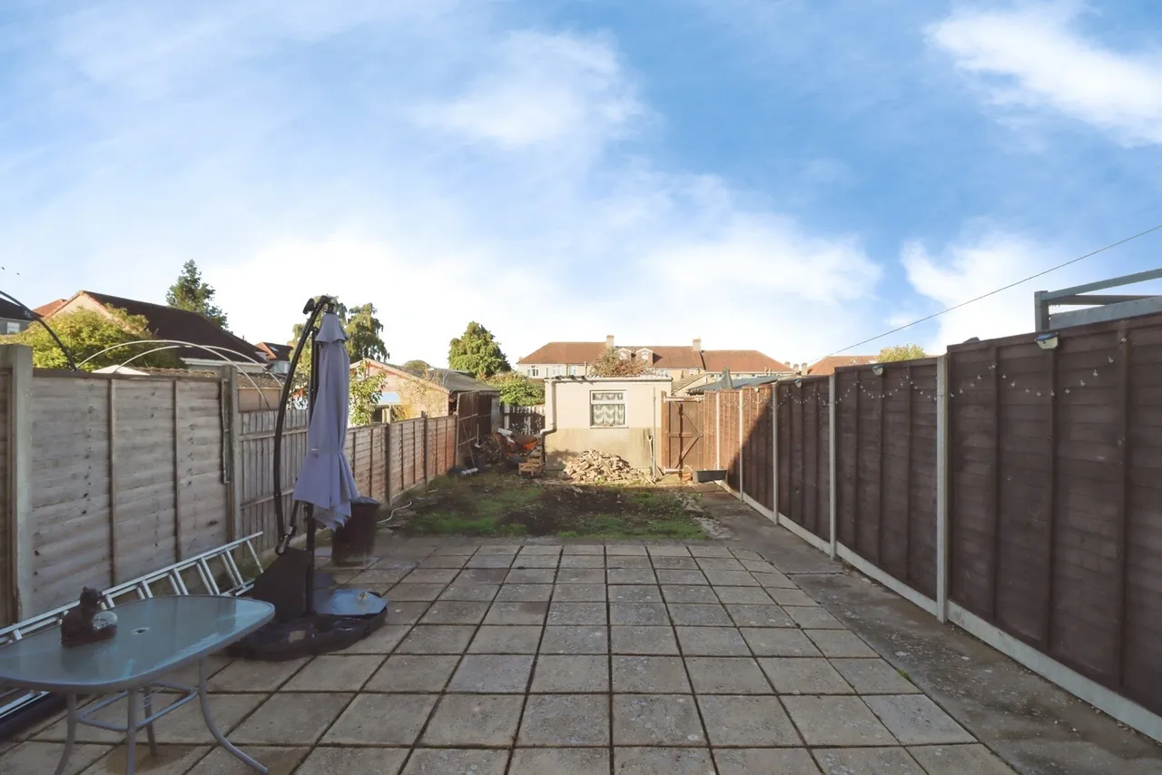 Holdenhurst Road, Kingswood, BS15, photo 5
