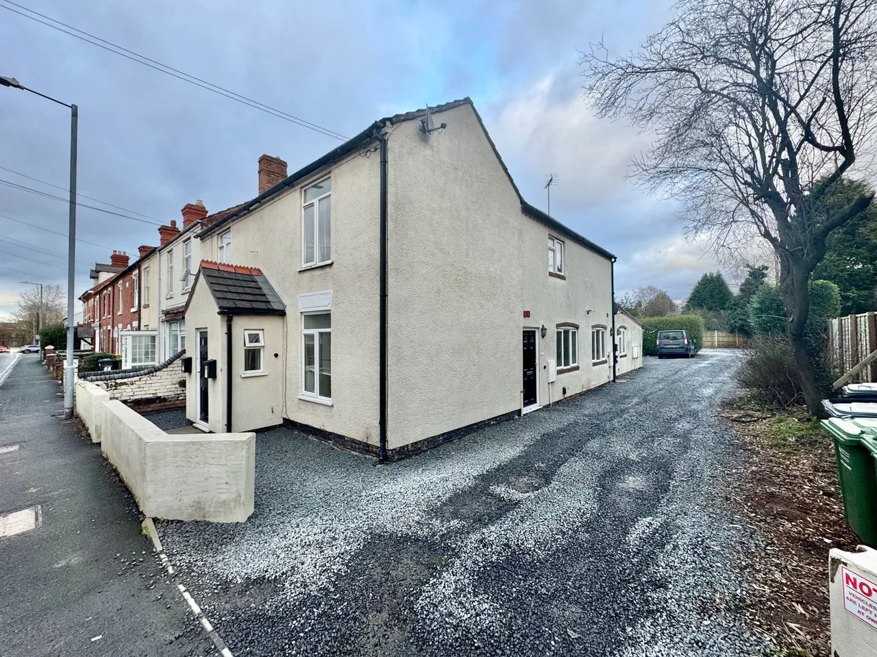 2 bed flat to rent, Sutton Road, Kidderminster, DY11