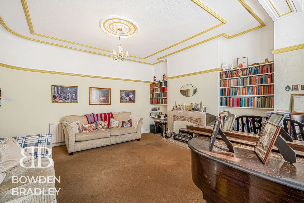 Cranbrook Road, Ilford, IG1, photo 3