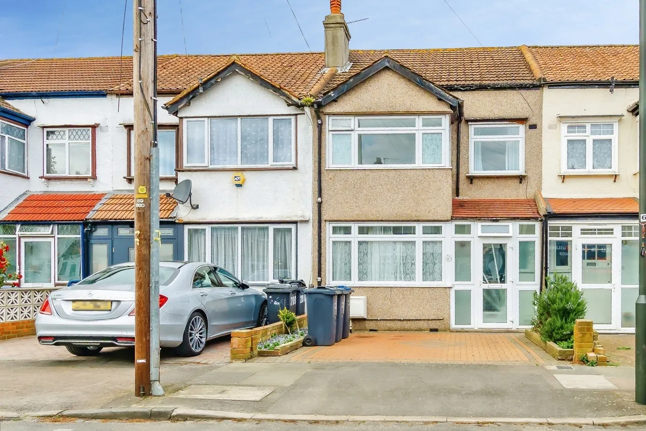 3 bed house for sale — Galpins Road, Thornton Heath, CR7