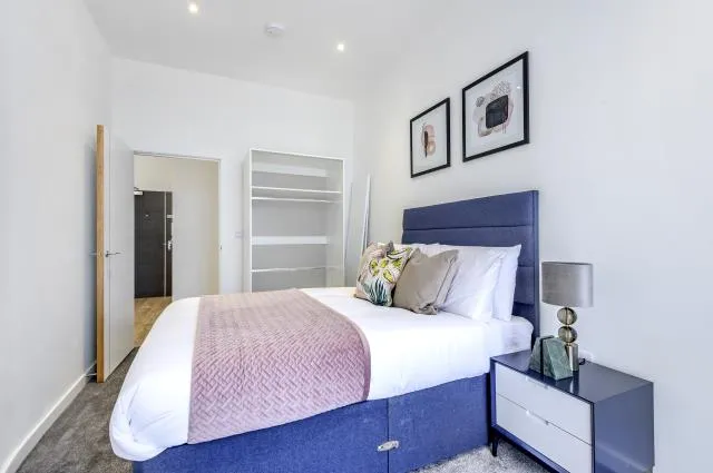 North Star, North Star House, SN2, photo 8