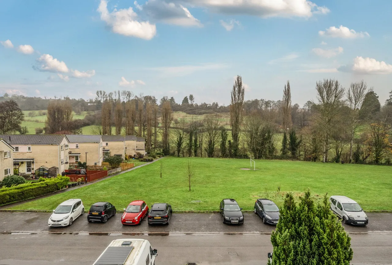 2 bed house for sale — Batstone Close, Bath, BA1 6PE