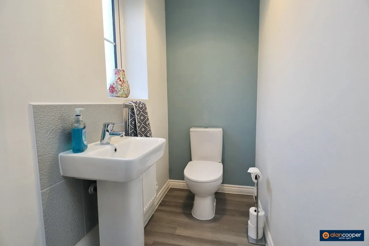 Harvest Way, Weddington, CV10, photo 14