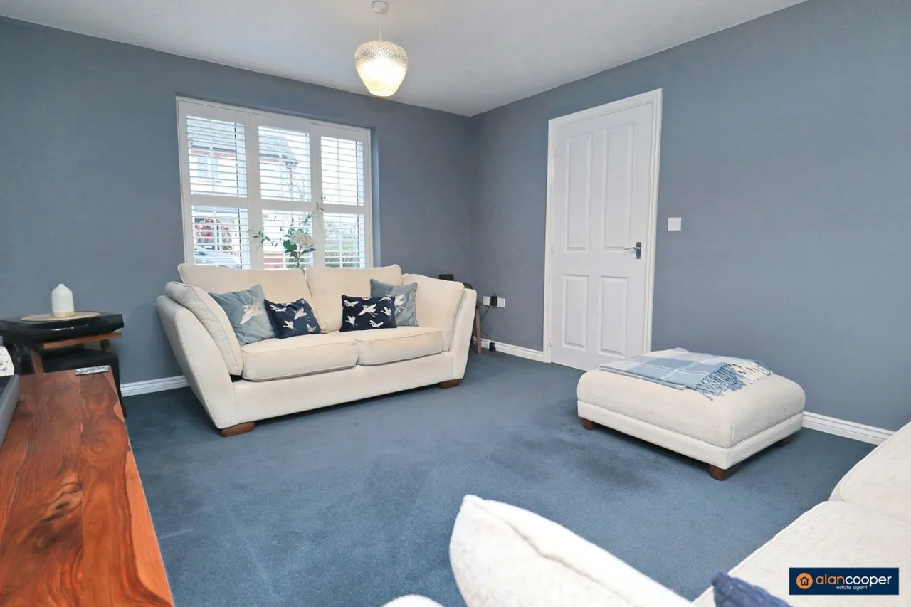 Harvest Way, Weddington, CV10, photo 5