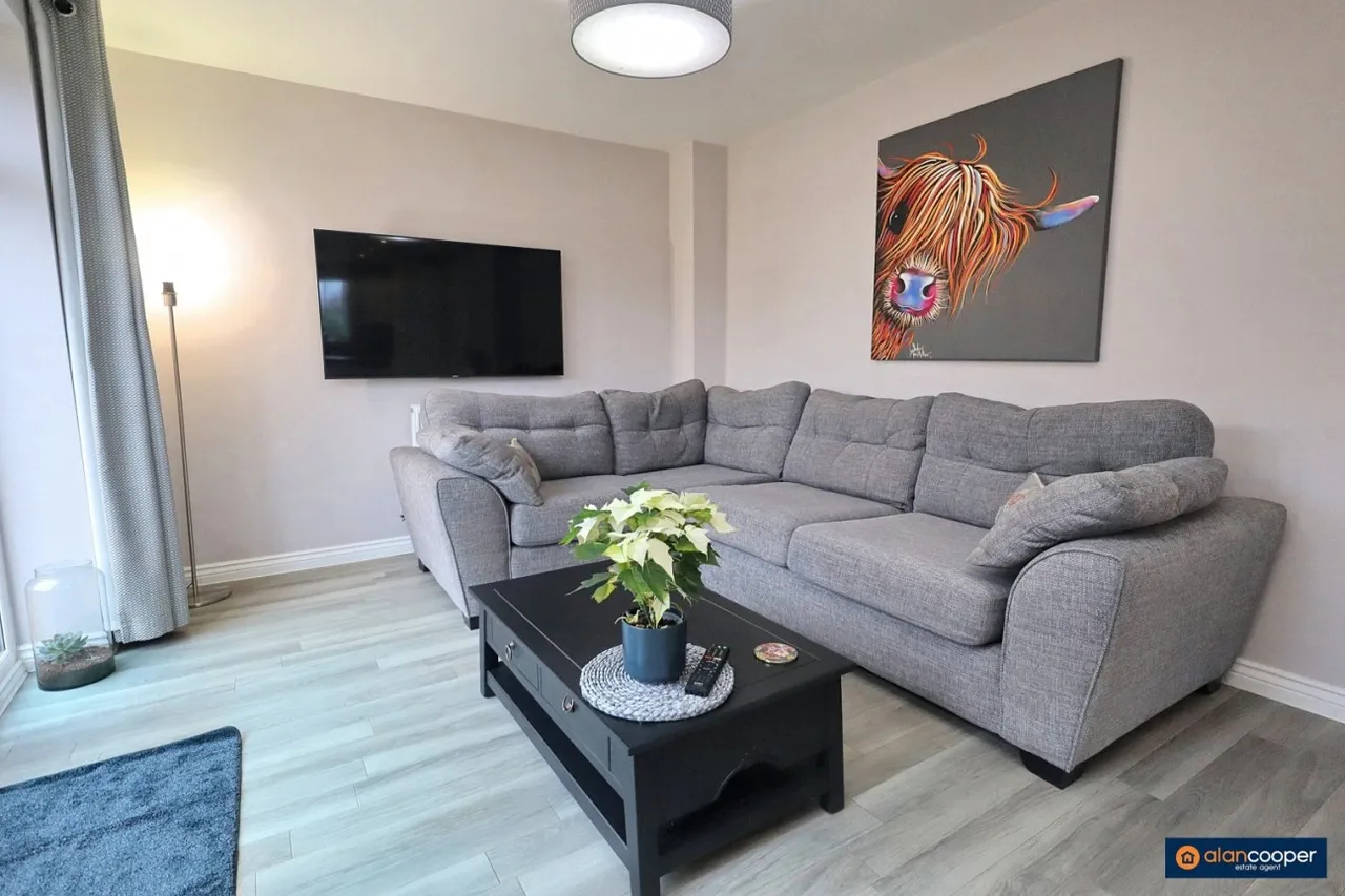 Harvest Way, Weddington, CV10, photo 13