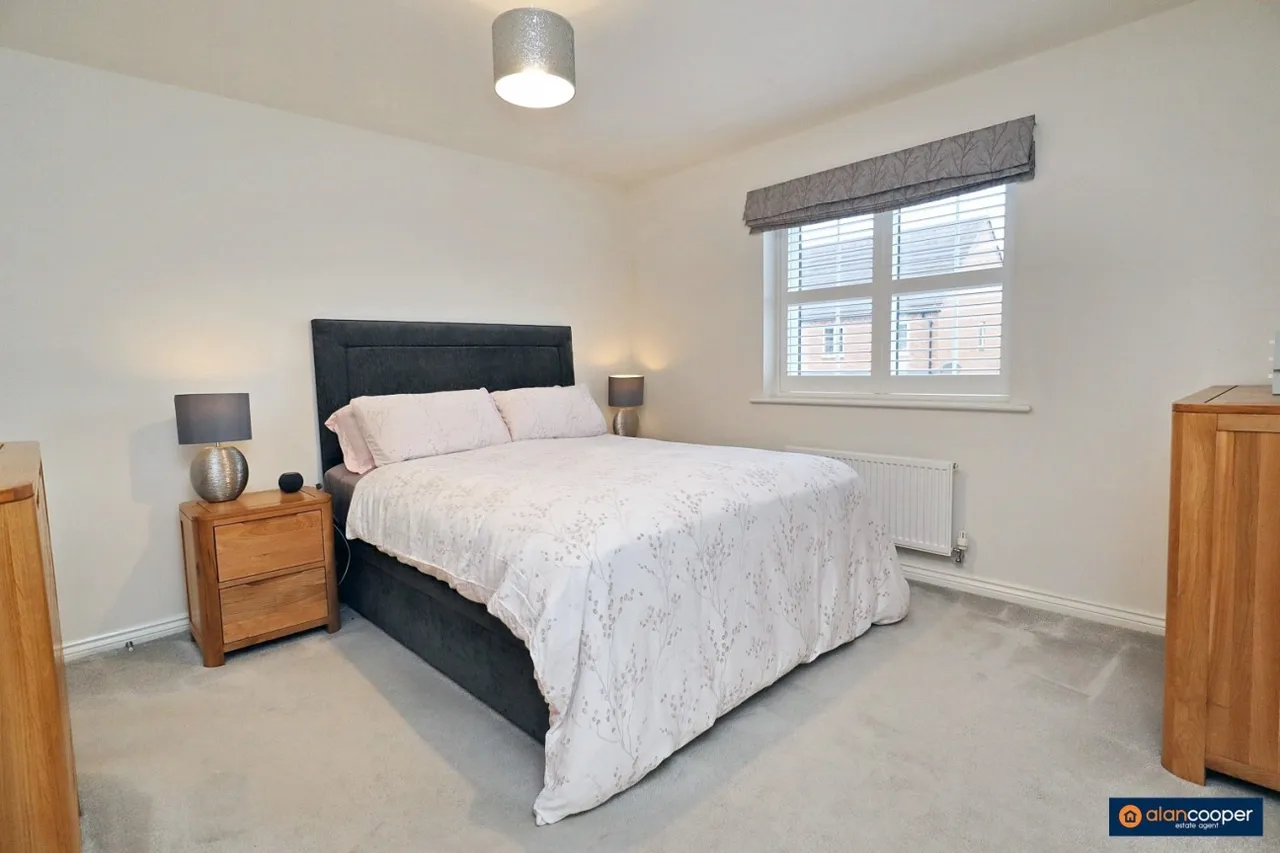 Harvest Way, Weddington, CV10, photo 16