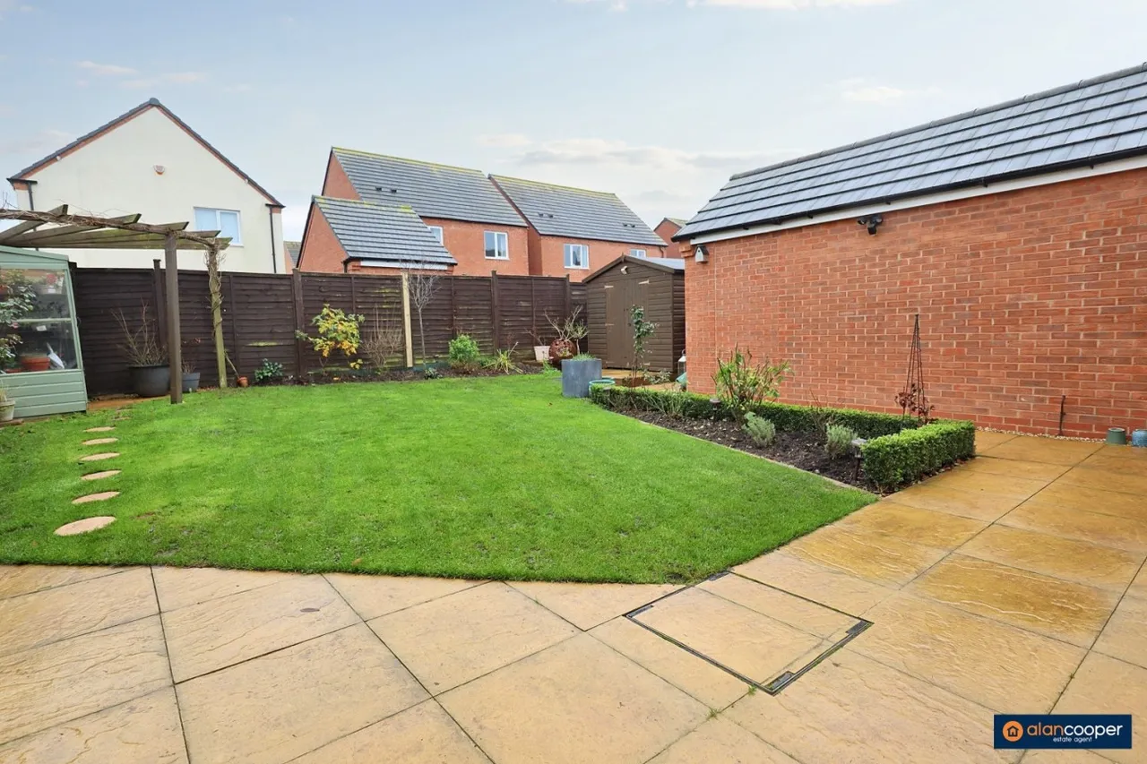 Harvest Way, Weddington, CV10, photo 26