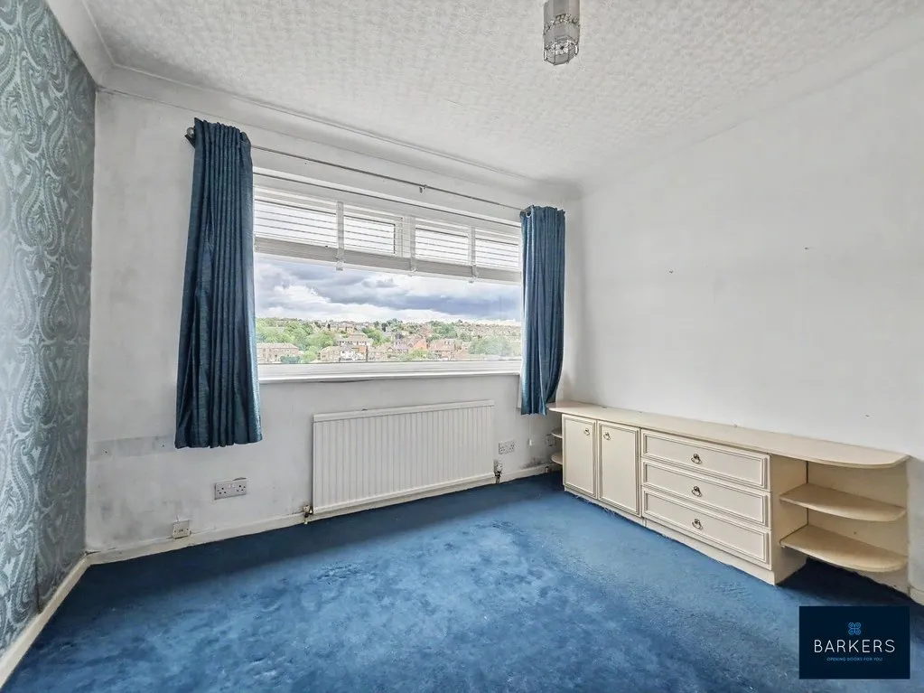 Smithies Moor Crescent, Birstall WF17 8BD, photo 9