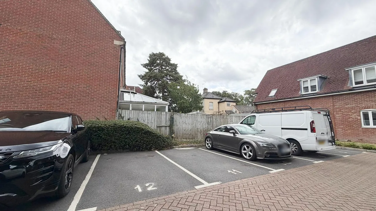 Wingfield Court, Banstead, SM7, photo 23