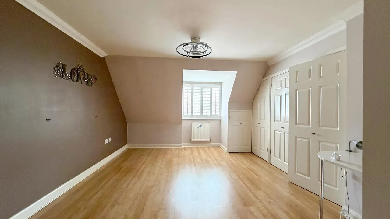 Wingfield Court, Banstead, SM7, photo 16
