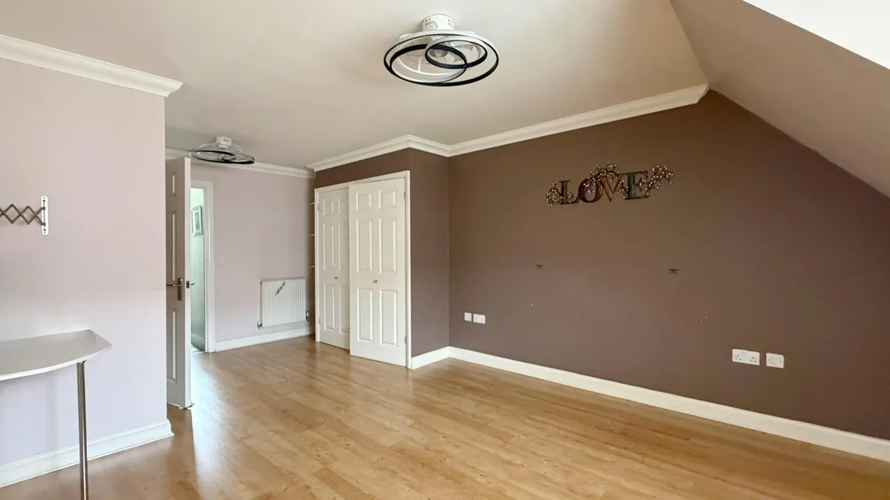Wingfield Court, Banstead, SM7, photo 17