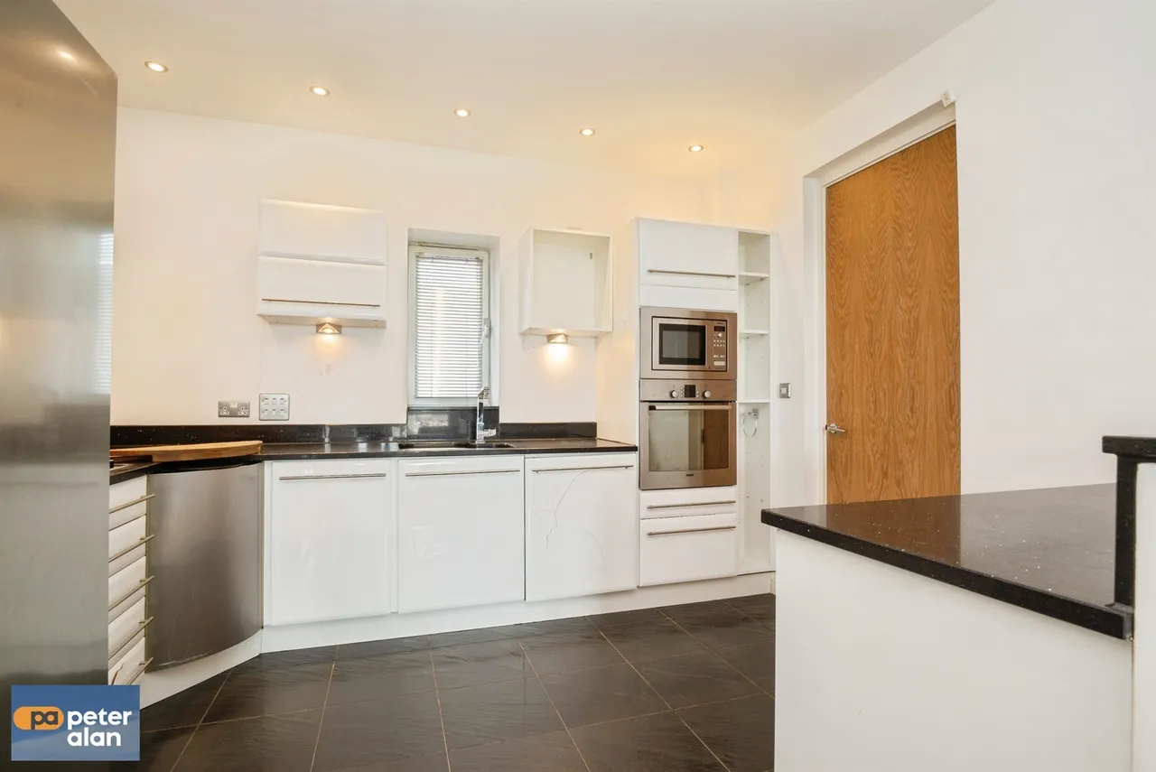 Greyfriars Road, Cardiff, CF10, photo 4