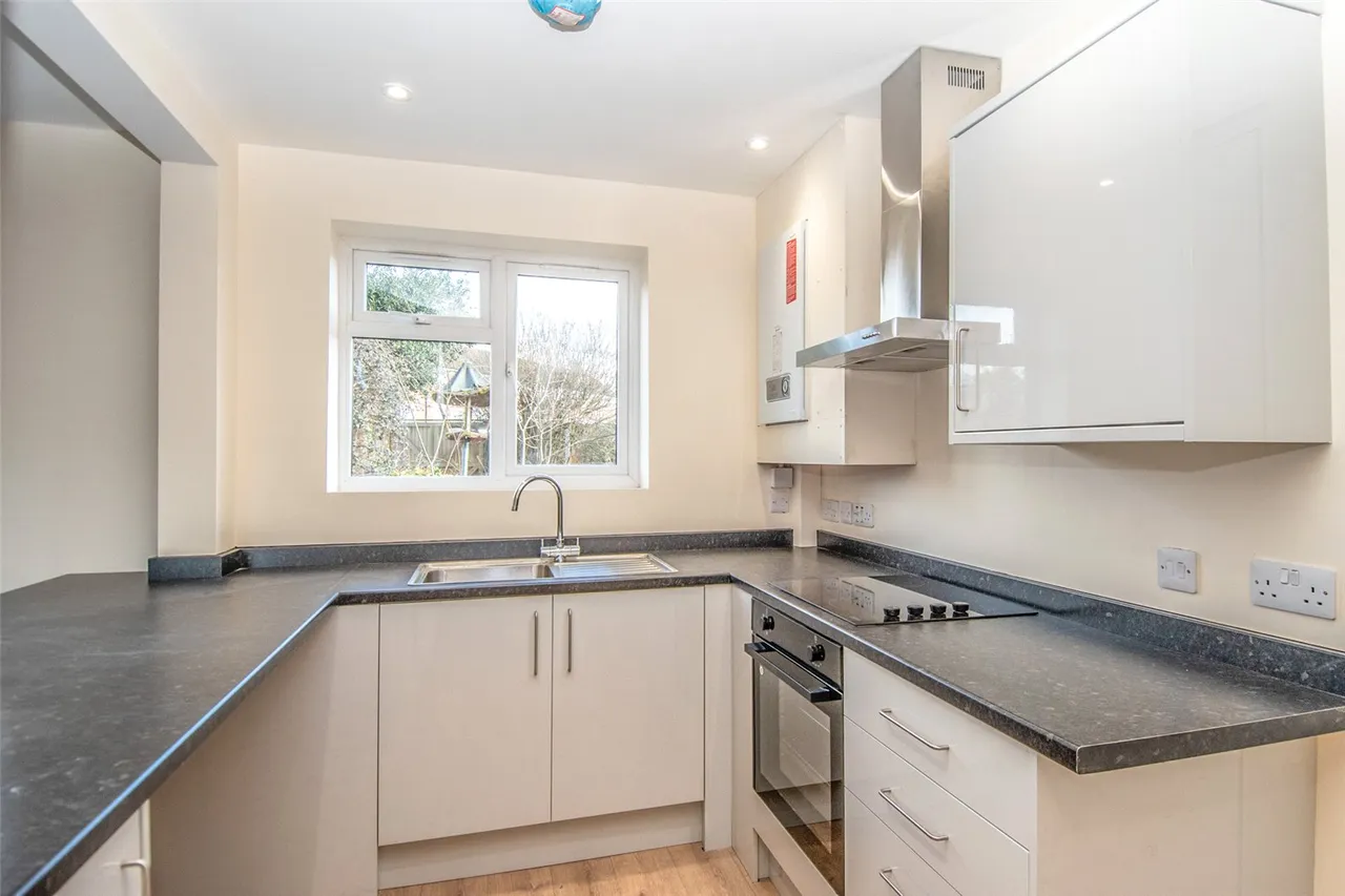 Cobham Close, Bromsgrove, Worcestershire, B60 3LA, photo 5