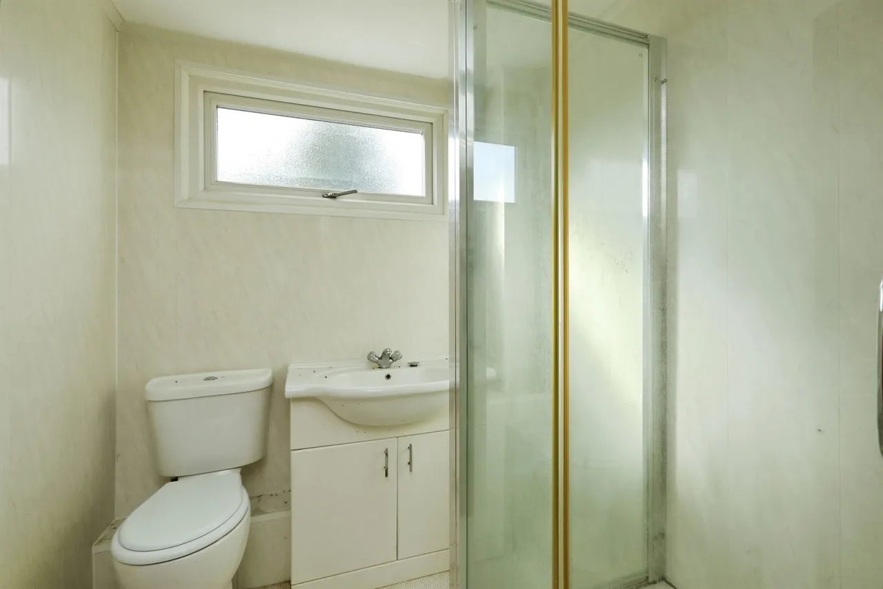 Buttermere Close, North Anston, Sheffield, photo 10