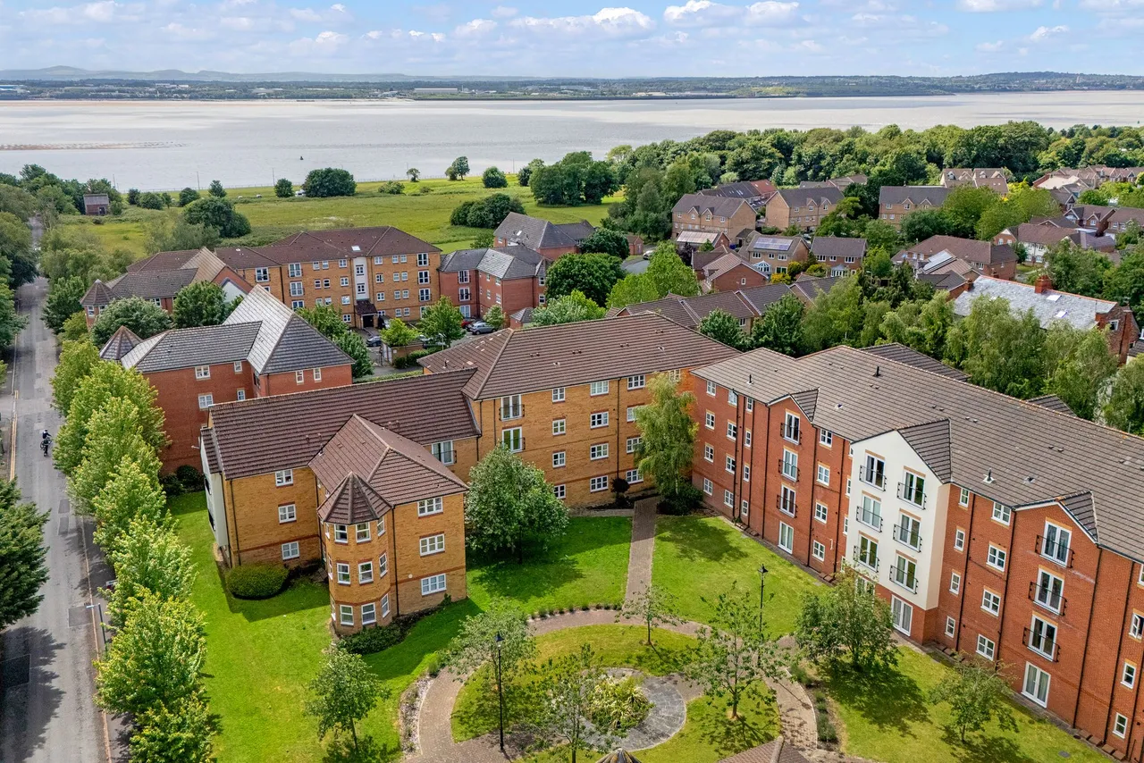 2 bed flat for sale — Lentworth Court, Liverpool, Liverpool, L17 6GD