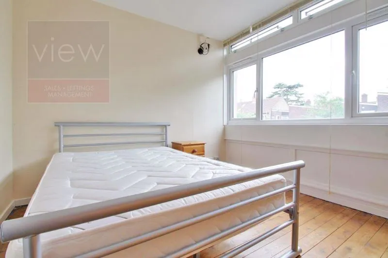Cedars Road, London SW4 0PW, photo 6