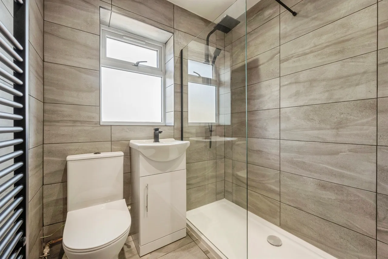 Pearwood Crescent, Balby, Doncaster, photo 4