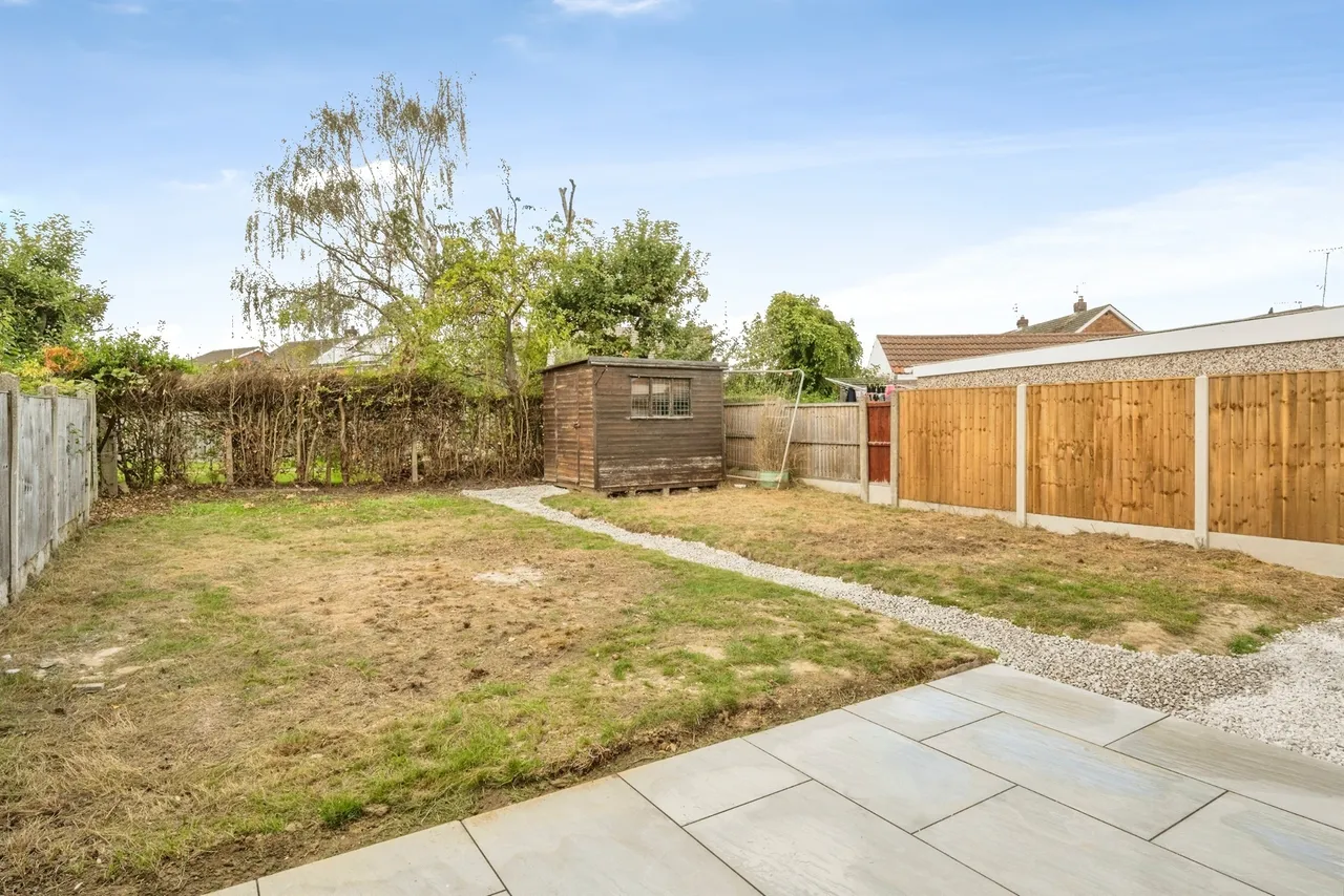 Pearwood Crescent, Balby, Doncaster, photo 11