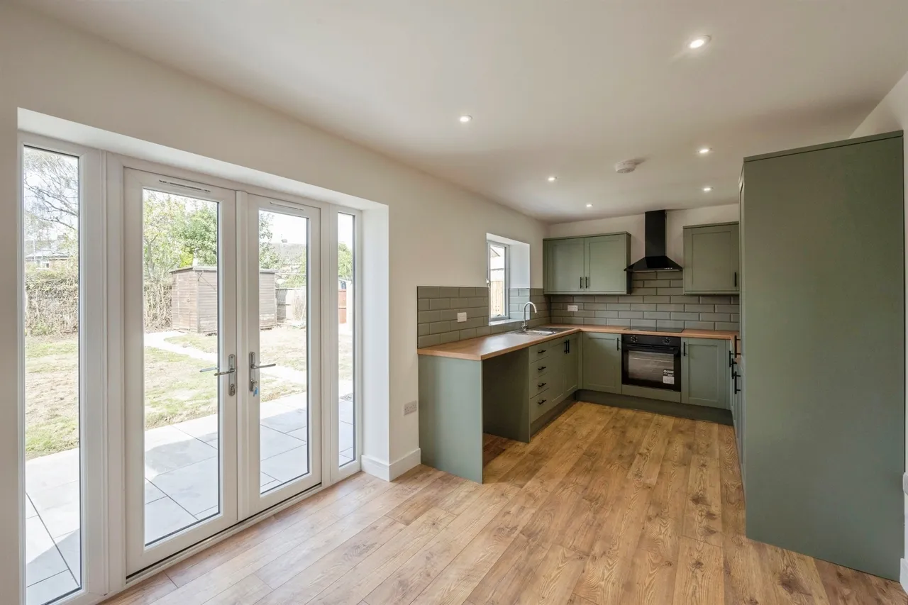 Pearwood Crescent, Balby, Doncaster, photo 3