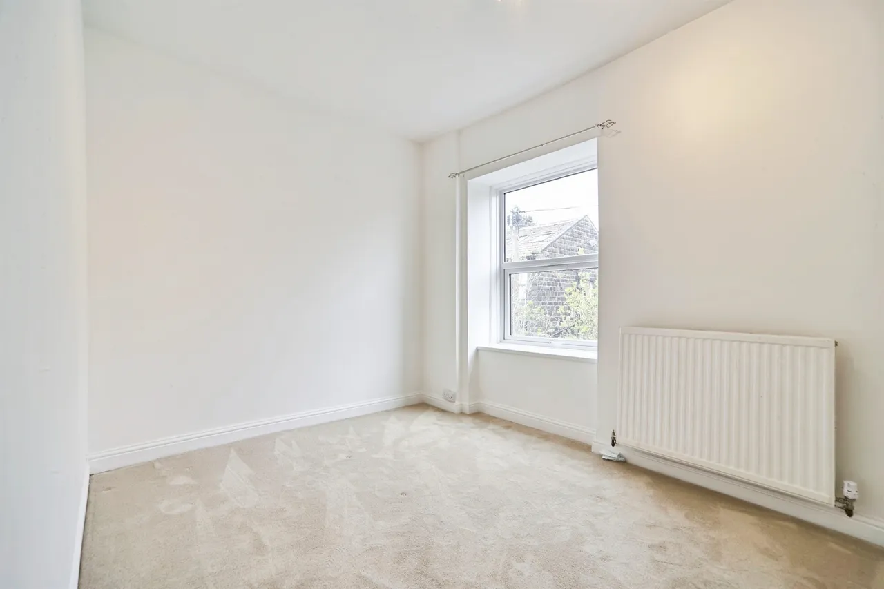 Cavendish Street, Yeadon, LS19, photo 3