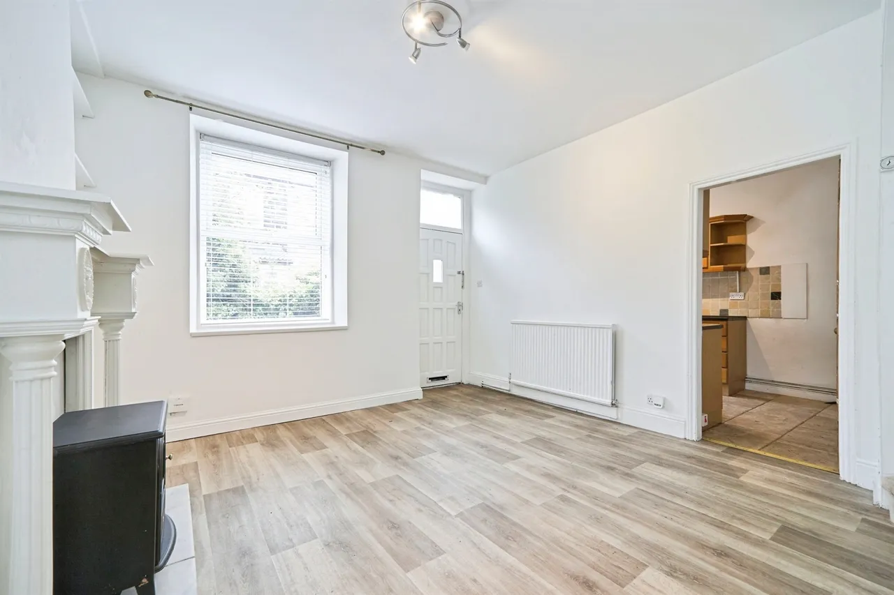 Cavendish Street, Yeadon, LS19, photo 8