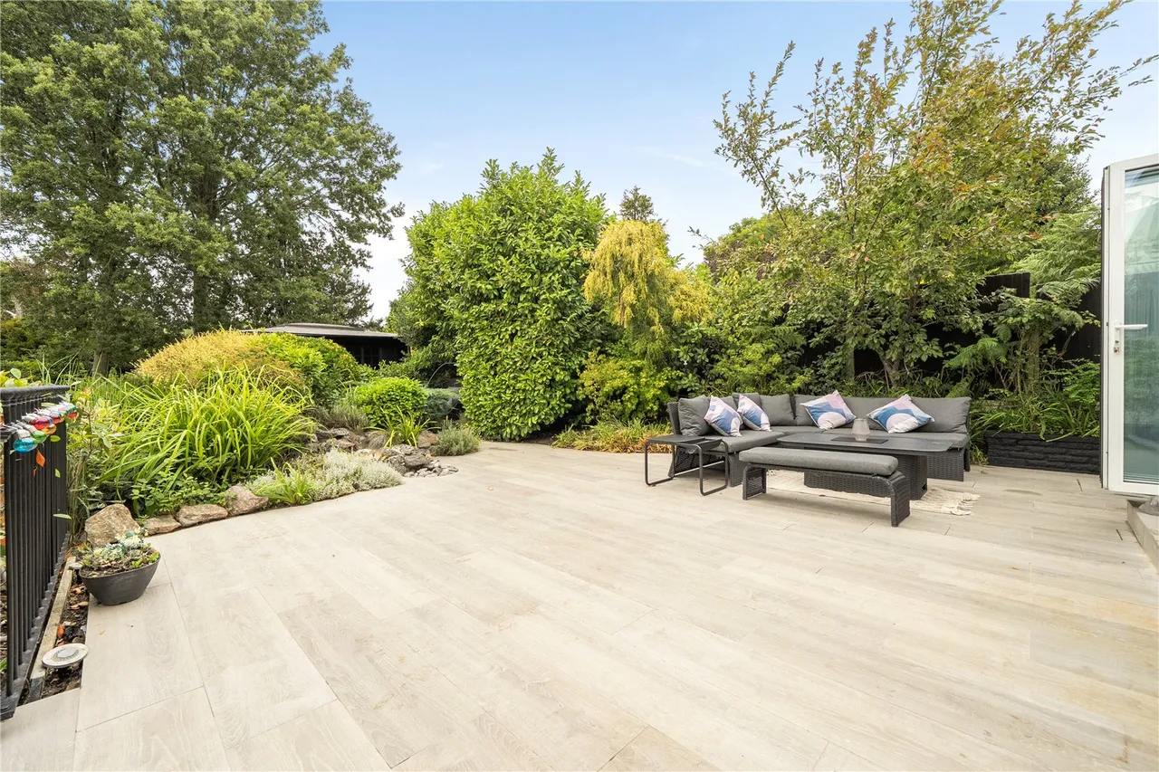 Upland Drive, Brookmans Park, Hatfield, Hertfordshire, AL9 6PS, photo 27