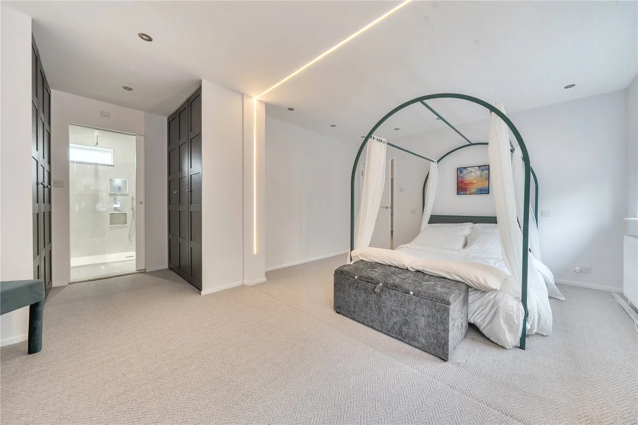 Upland Drive, Brookmans Park, Hatfield, Hertfordshire, AL9 6PS, photo 22