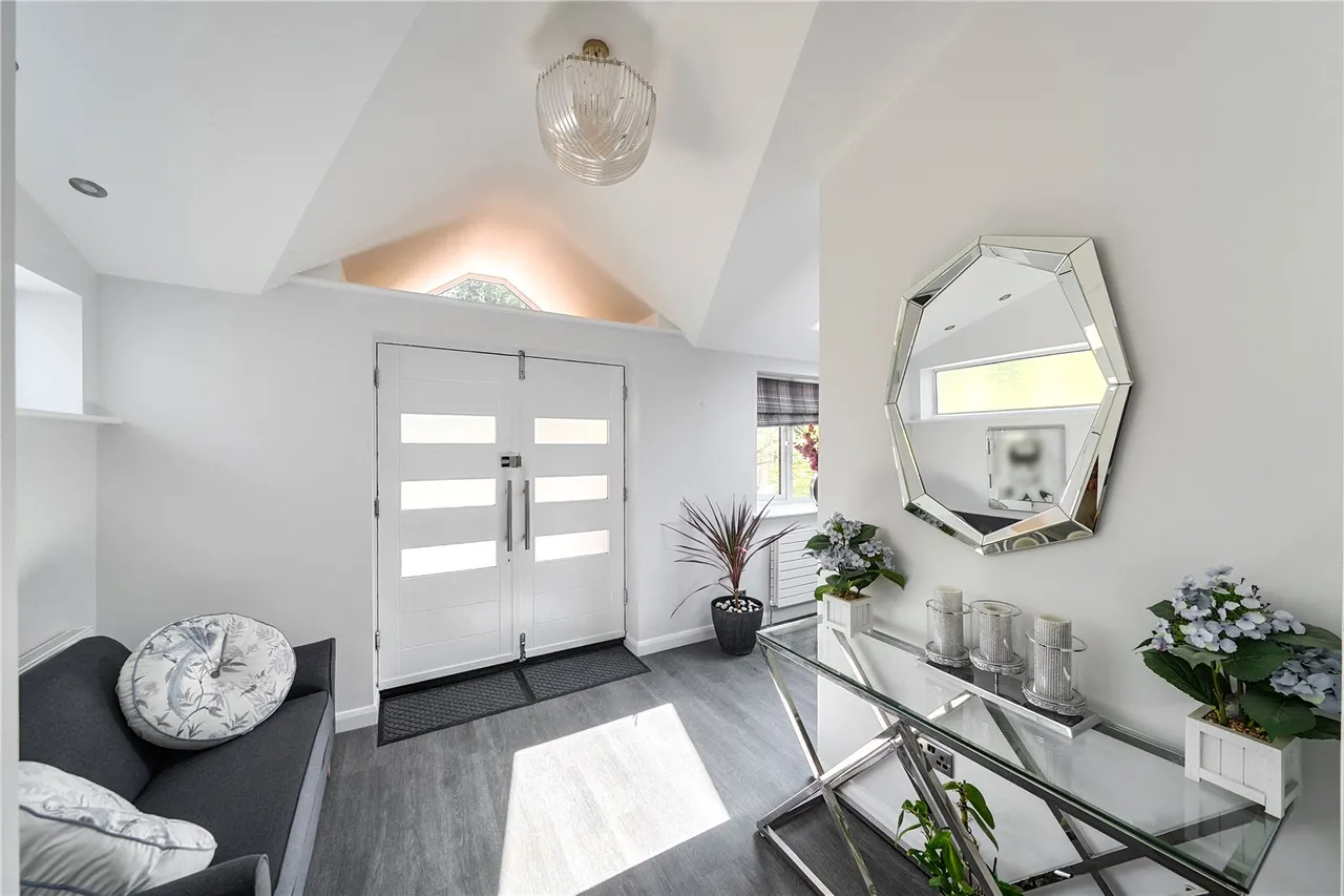 Upland Drive, Brookmans Park, Hatfield, Hertfordshire, AL9 6PS, photo 3