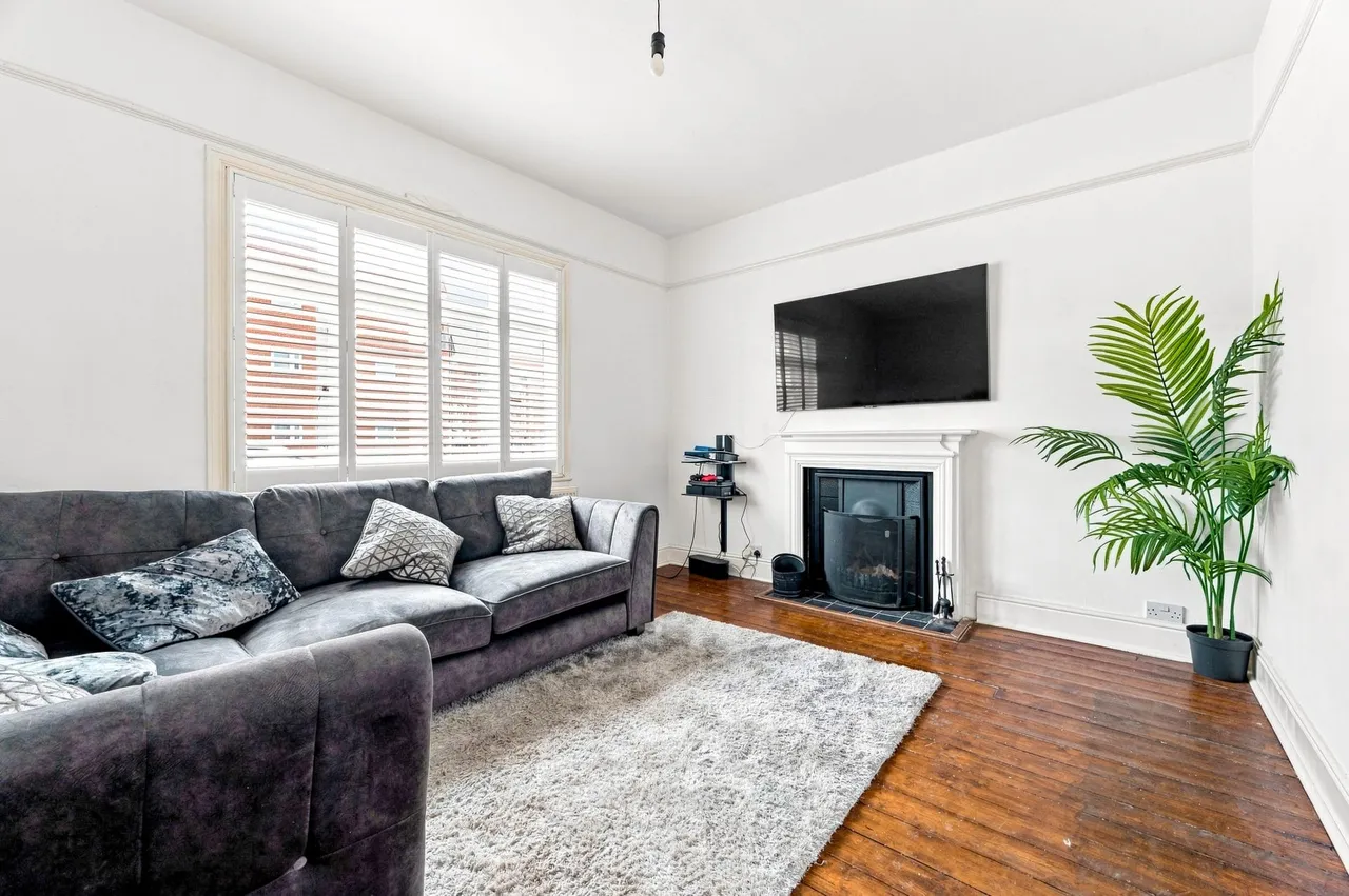 North Gate, Bletchley, Milton Keynes, Milton Keynes, MK2 2TJ, photo 2