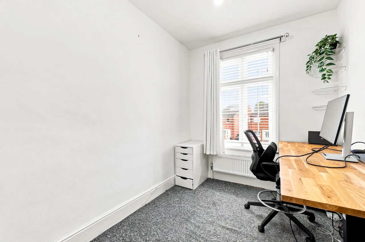 North Gate, Bletchley, Milton Keynes, Milton Keynes, MK2 2TJ, photo 17