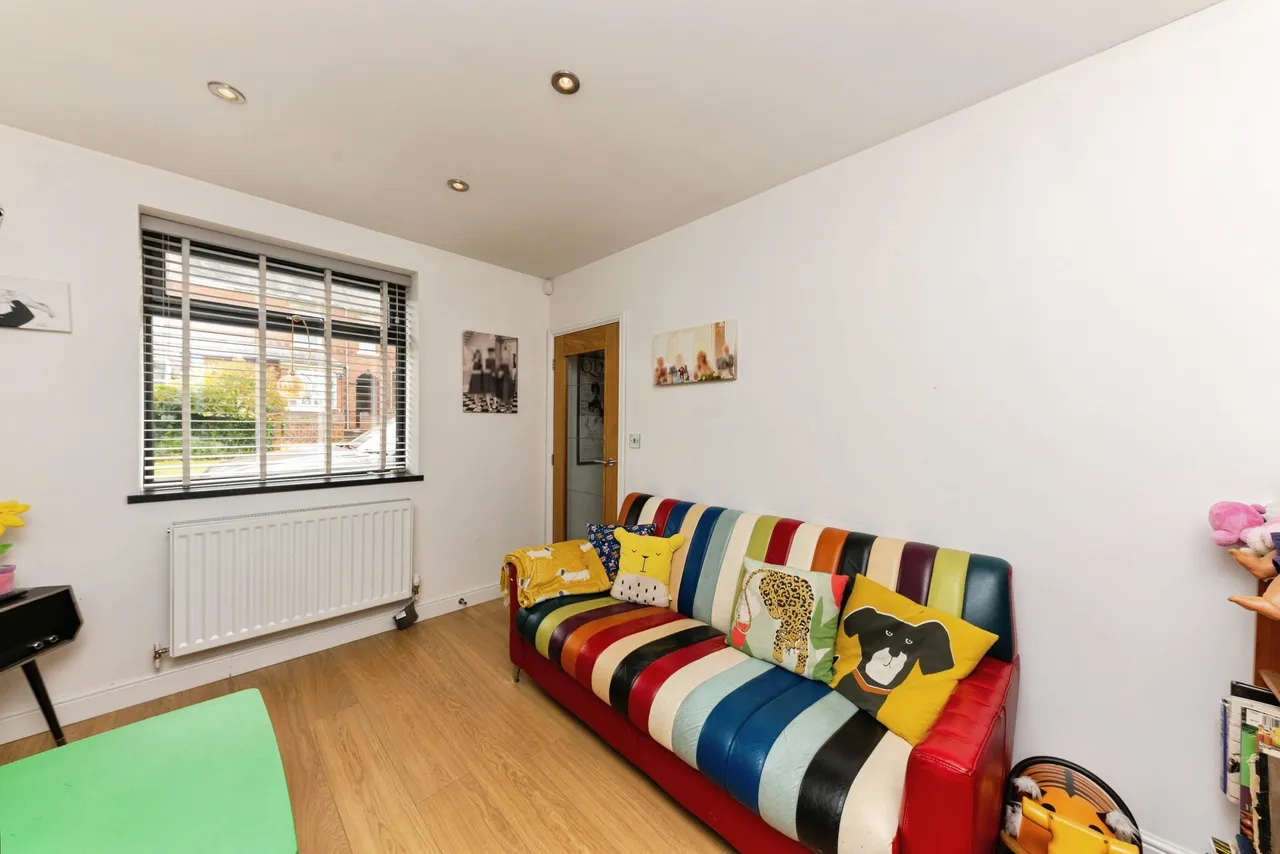 Vicarage Road, Wrawby, DN20, photo 5