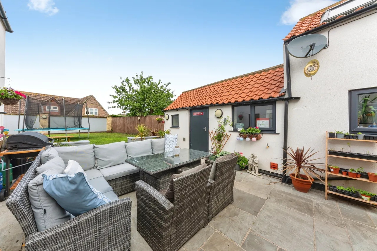 Vicarage Road, Wrawby, DN20, photo 20
