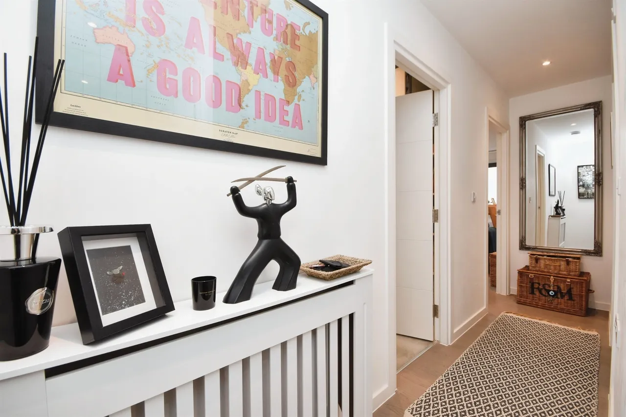 Hubert Road, Brentwood, photo 9