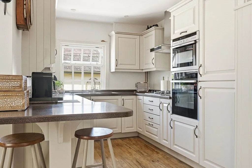Hurcott Village, Kidderminster, Worcestershire, DY10 3PG, photo 2