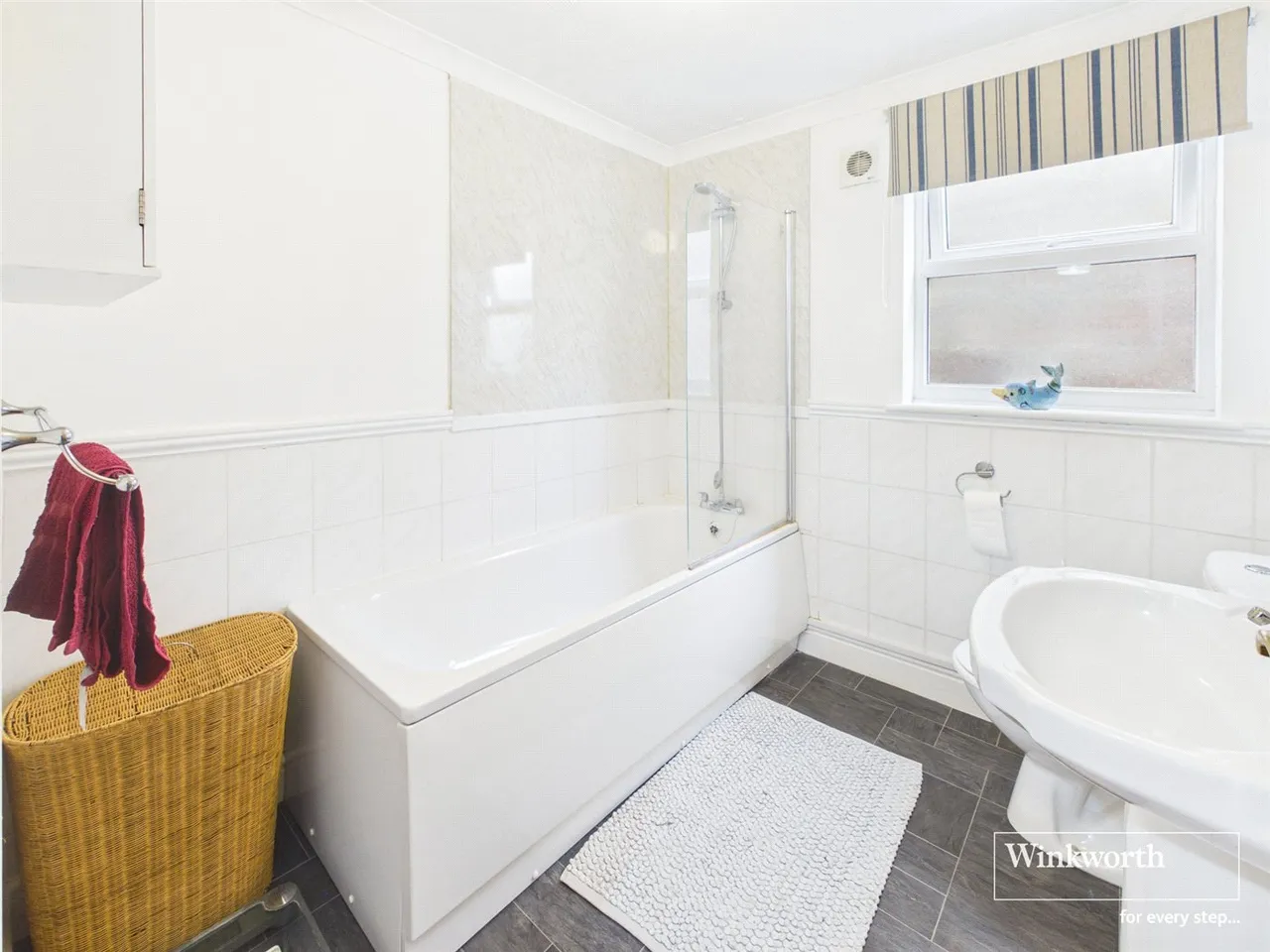 The Close, Hampstead Norreys, Thatcham, Berkshire, RG18, photo 3