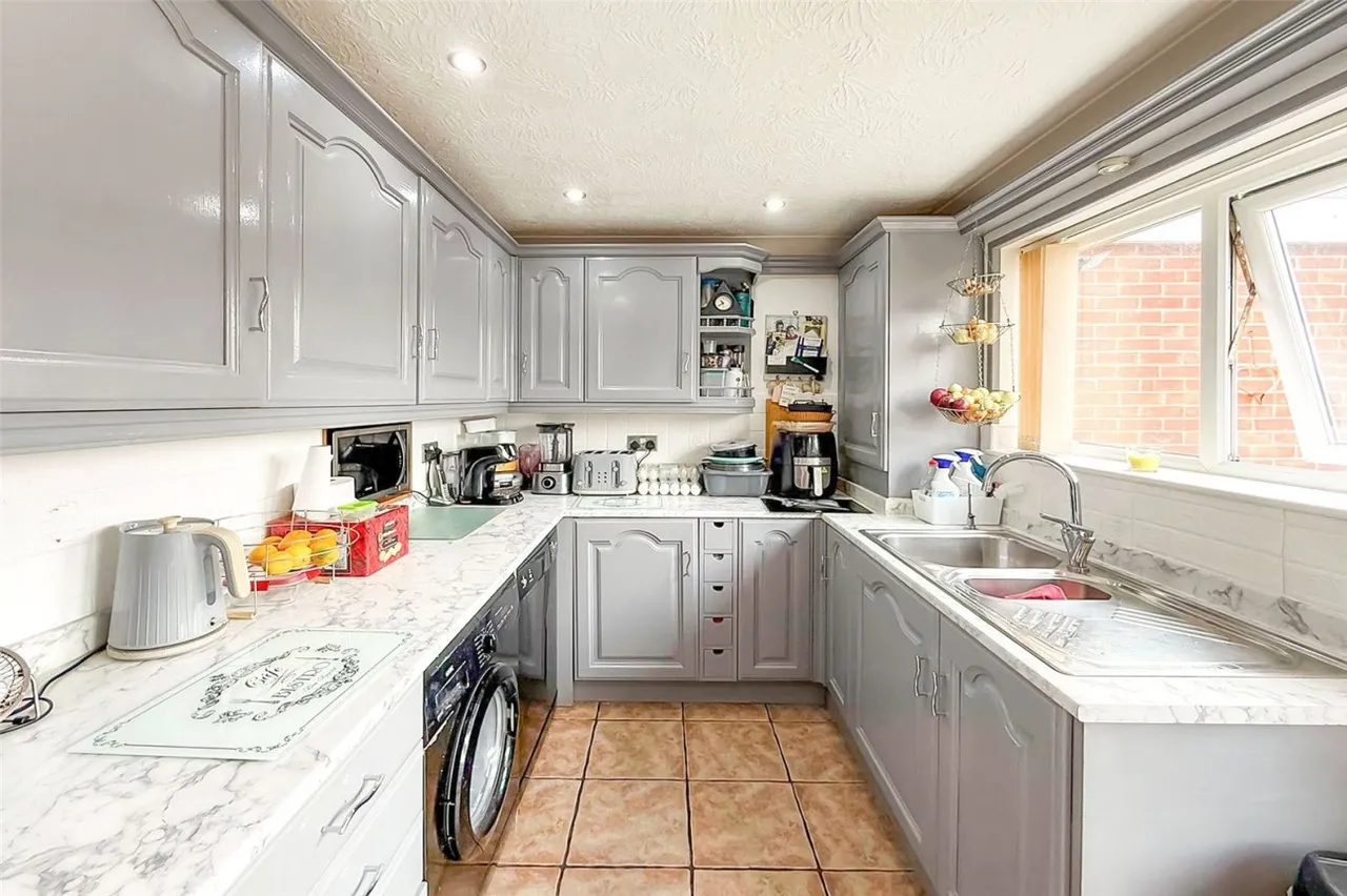 Wick, Littlehampton, BN17, photo 3