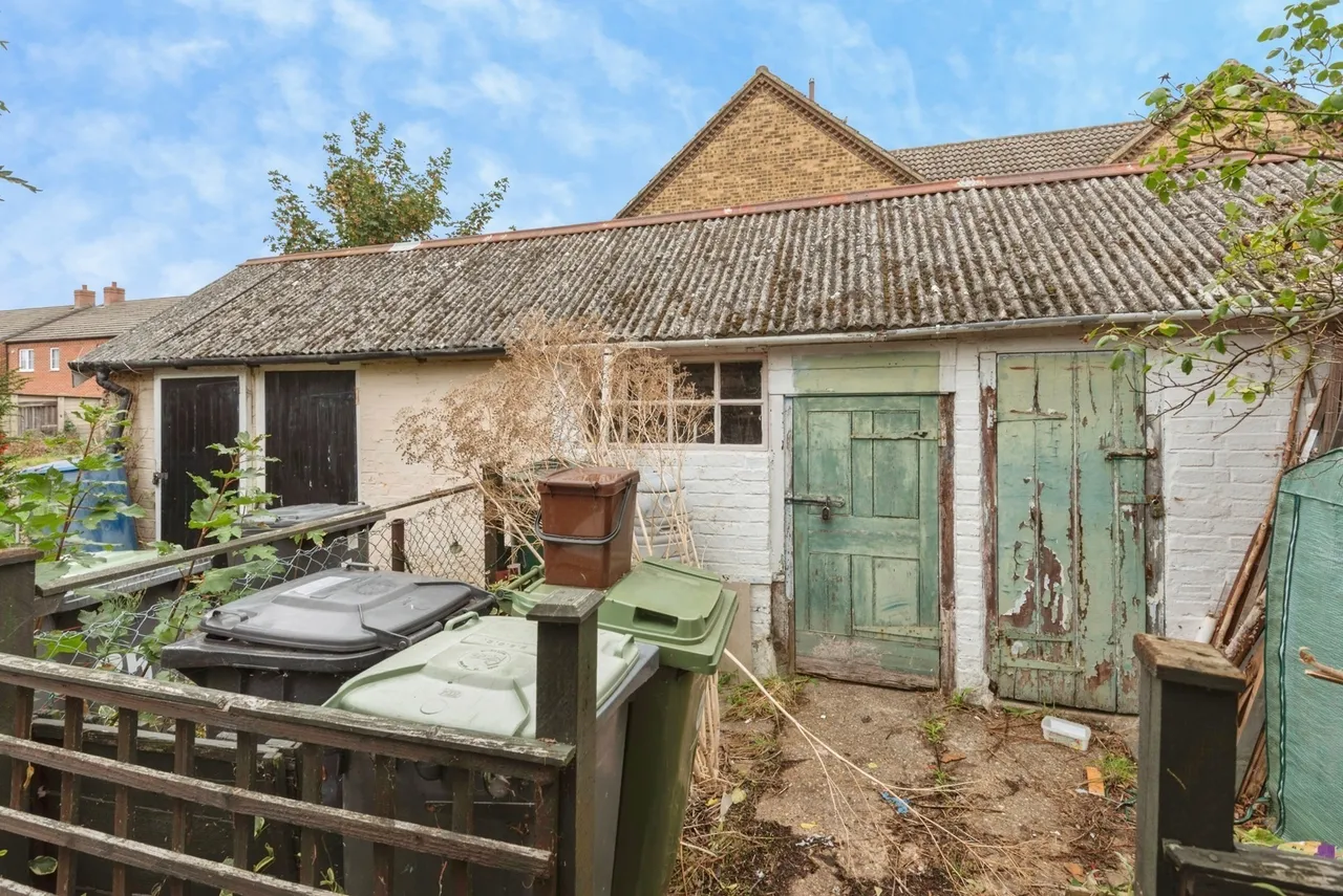 Lawrence Road, Biggleswade, Bedfordshire, SG18, photo 13