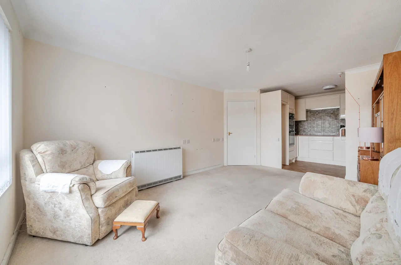 Worplesdon Road, Guildford, GU2, photo 11