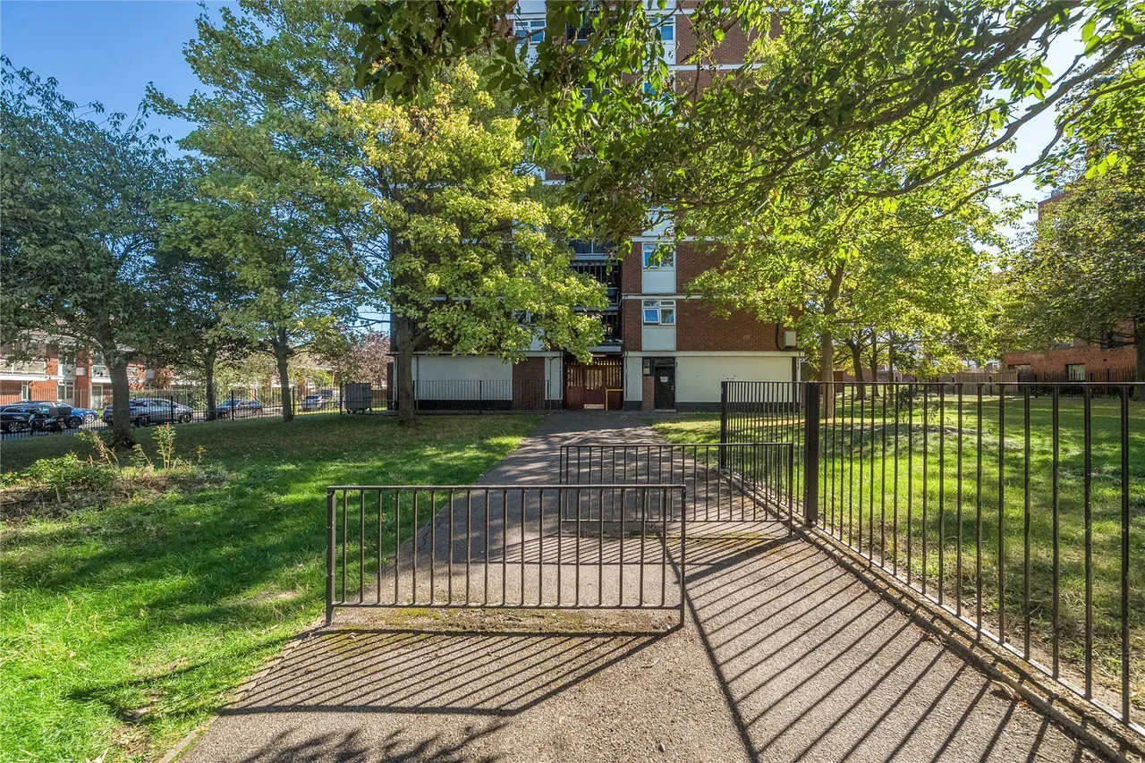 Grove Park Road, London, SE9, photo 15