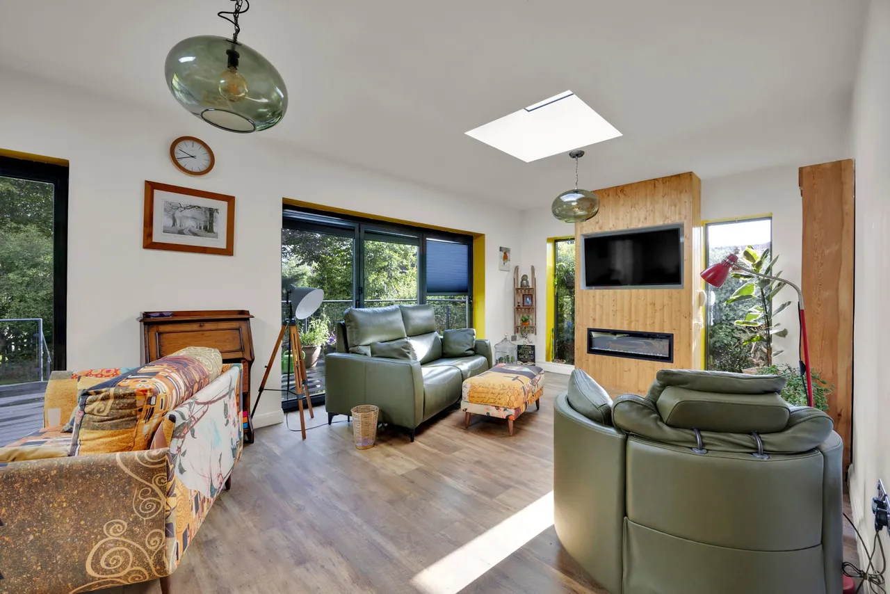Pikemere Road, Alsager, photo 11