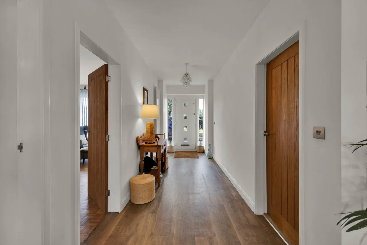 Pikemere Road, Alsager, photo 2