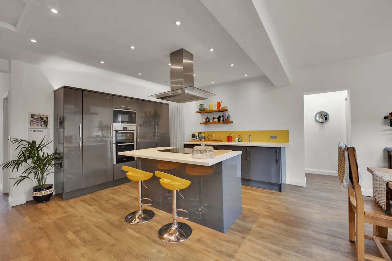 Pikemere Road, Alsager, photo 5
