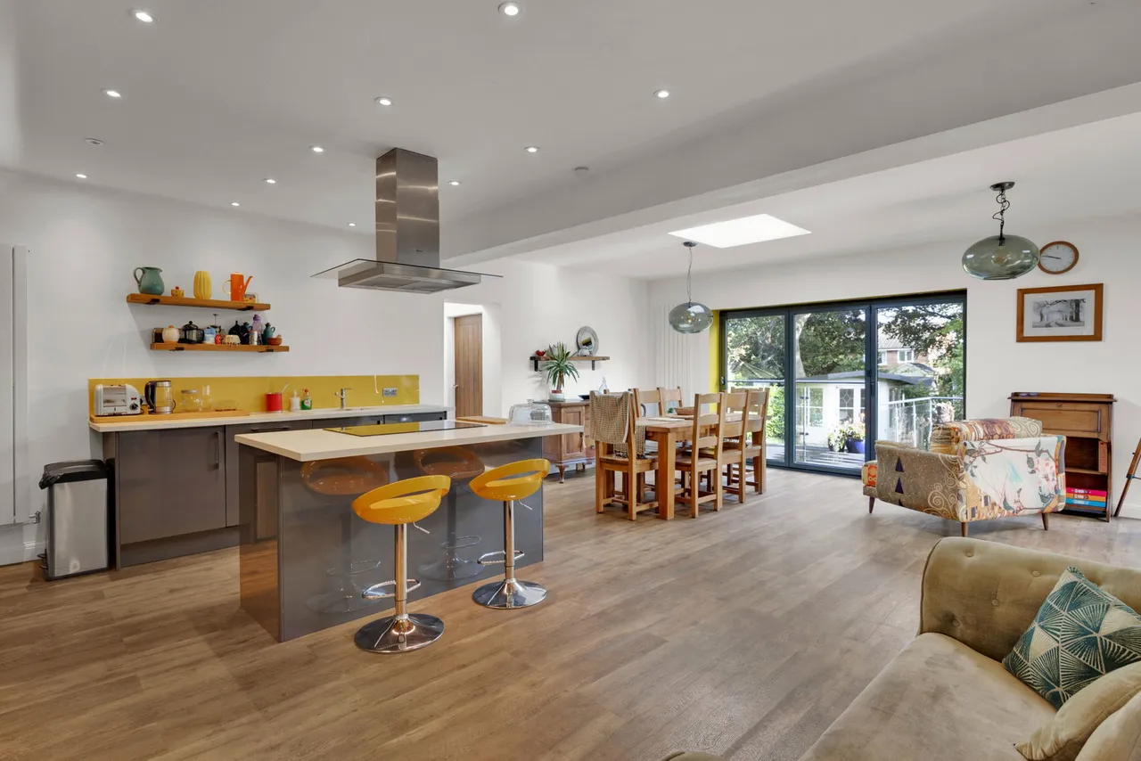 Pikemere Road, Alsager, photo 3