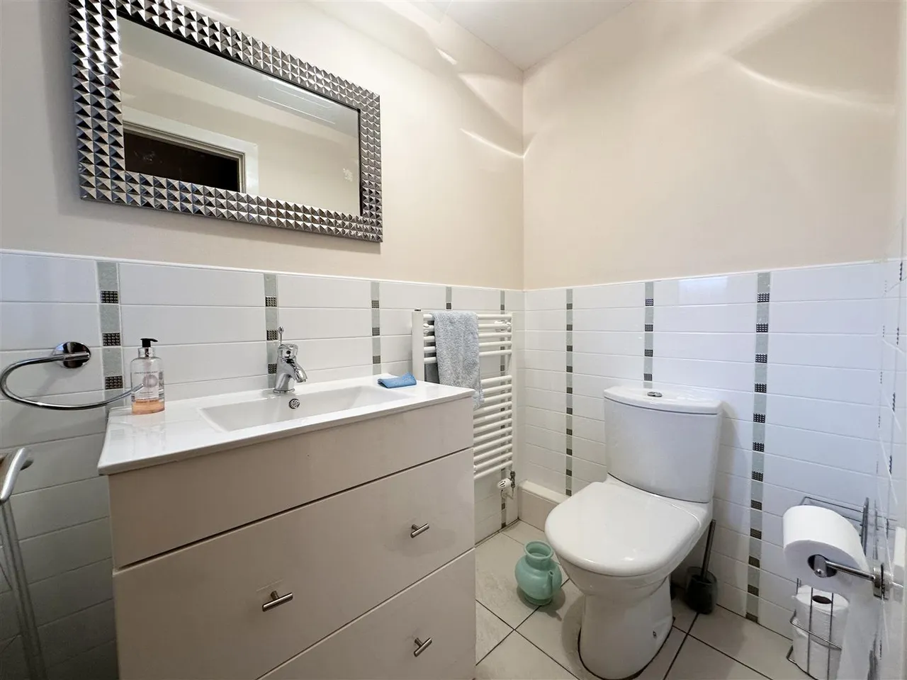 Harrow Close, Regents Park, SK9, photo 20