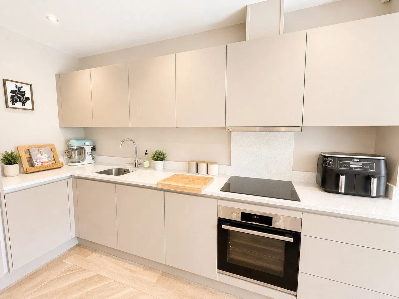 Springwell Lane, Northallerton, North Yorkshire, DL7, photo 7