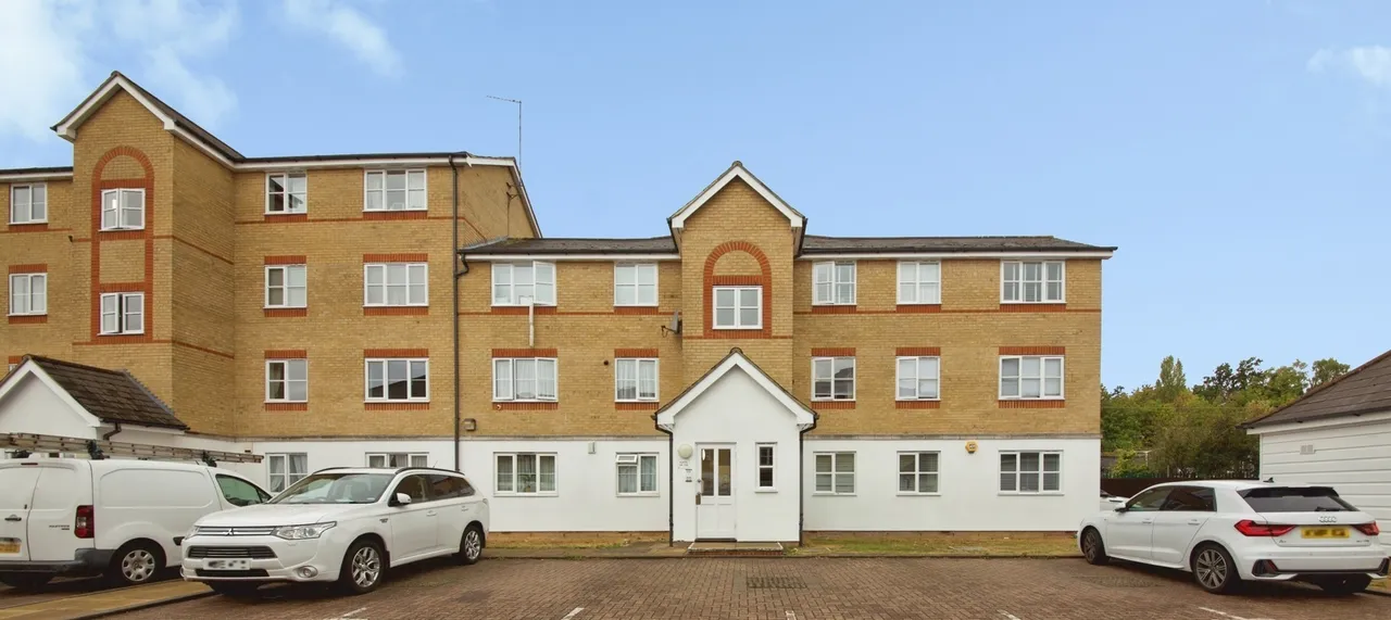 1 bed flat for sale — Clarence Close, Barnet, EN4